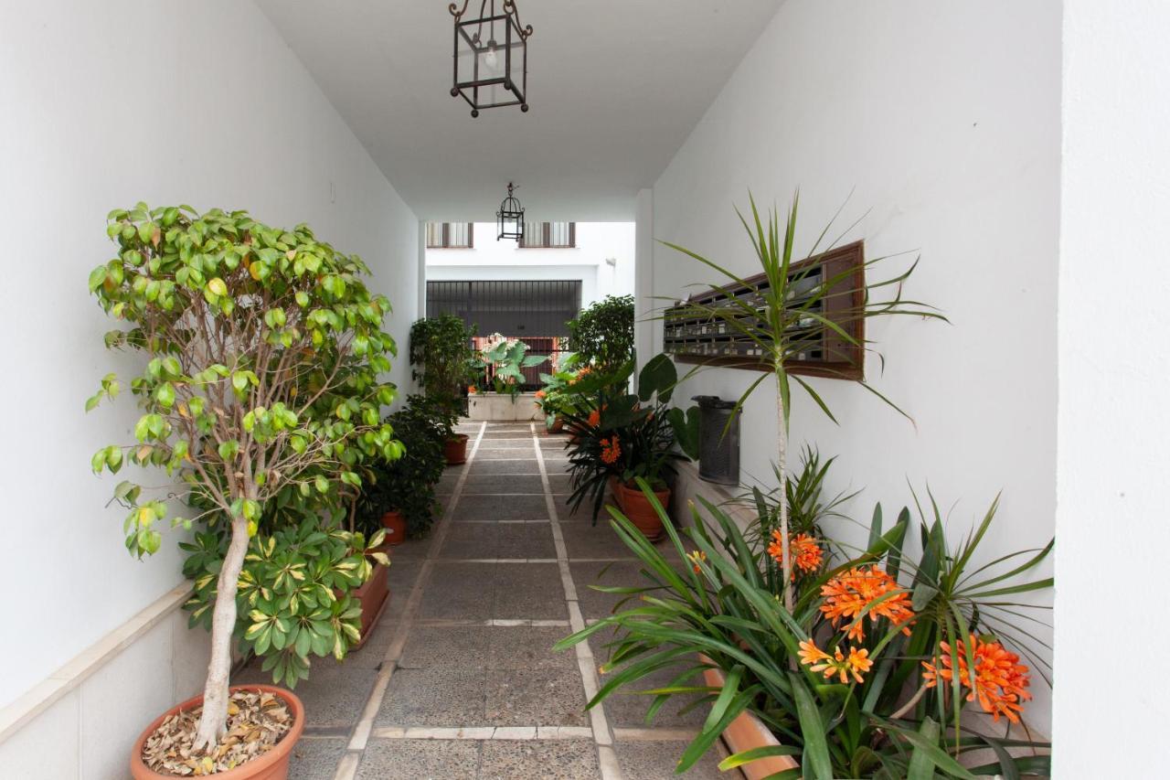 Pikis Apartment Center 1 Sevilla Exterior foto